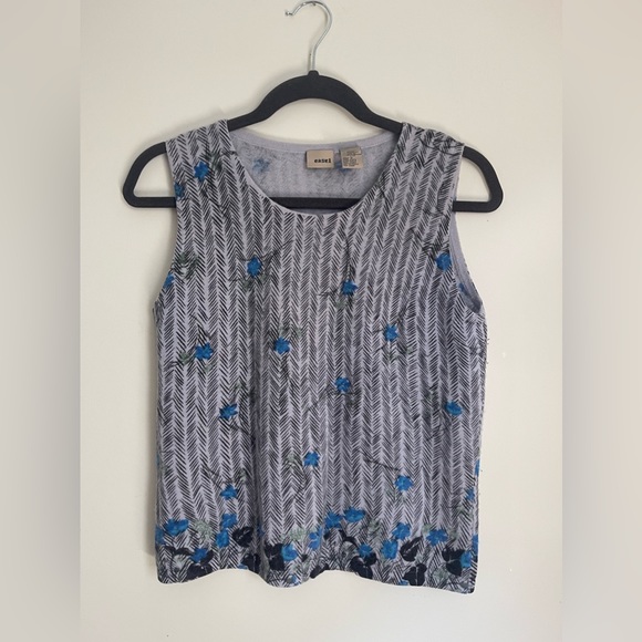 easel Sweaters - Easel Los Angeles Lambswool Angora Floral Sweater Vest Size L Blue Gray